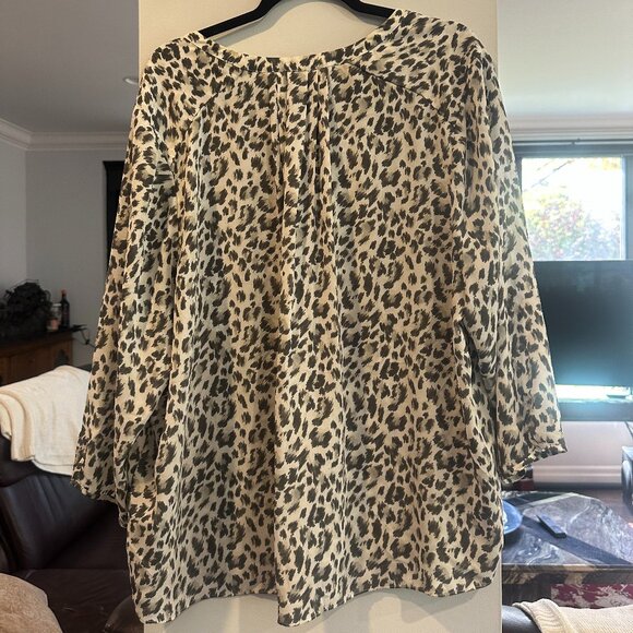 NYDJ Women's Blouse - Picture 2 of 4